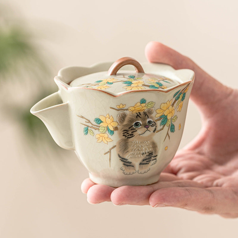 Hand-painted yellow flower cute cat, Ru kiln teapot, single pot, Chinese style high-end Kung Fu tea set, brewing tea, home use, hand-clawed pot