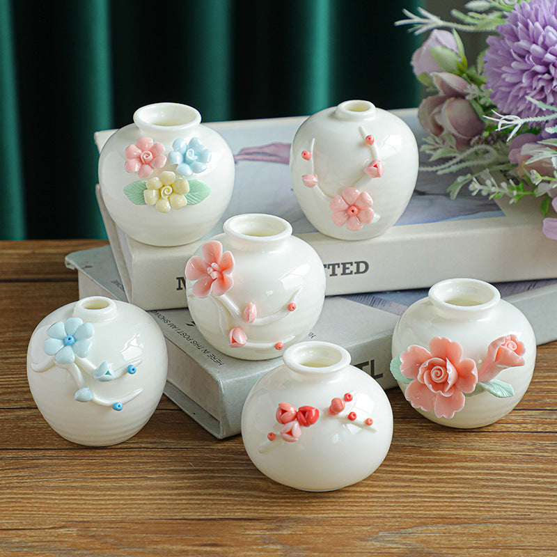 Mini Ceramic Flower Vase - Chinese Craftsmanship, Perfect for Dry Flowers & Aquatic Plants - Decorative Accent for Bookshelves & Offices