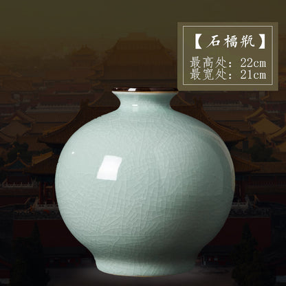 Large Antique - Style Blue and White Porcelain Ceramic Vase from Jingdezhen China - Ideal for Home Decor